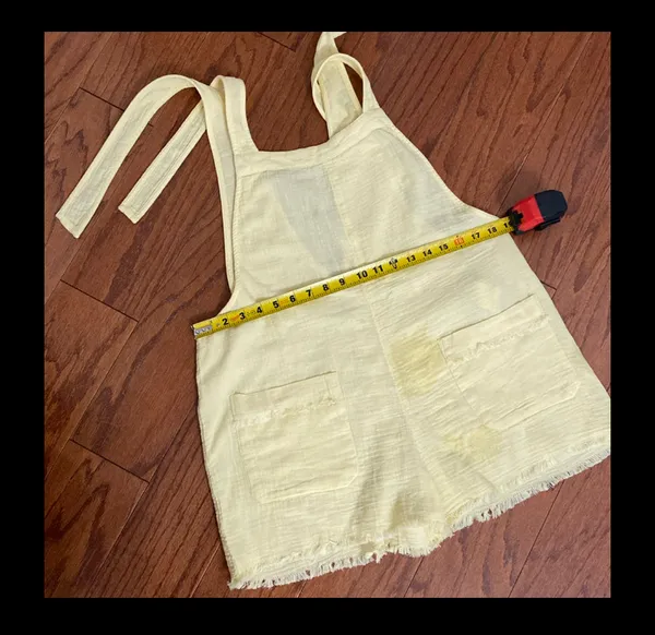 Billabong Soft Yellow romper - size Large / New w/tag - Image 10