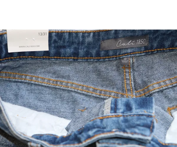 Cali 1850 High Rise Denim Shorts - Image 3