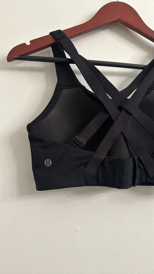 lululemon Energy Bra High Support Sz 34 D black - Image 4
