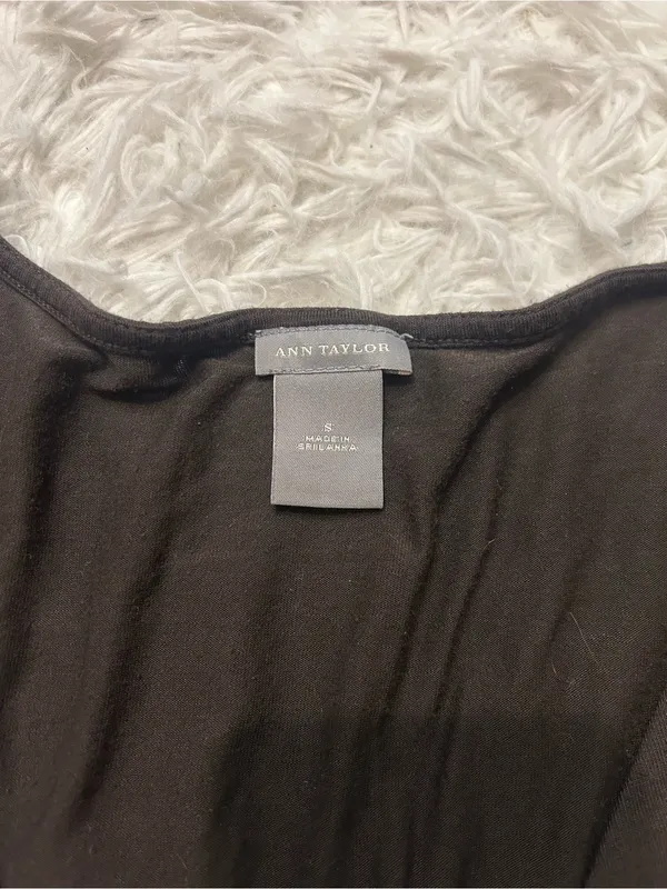 Ann Taylor brown twist front v-neck top short sleeve shirt size small stretchy - Image 5