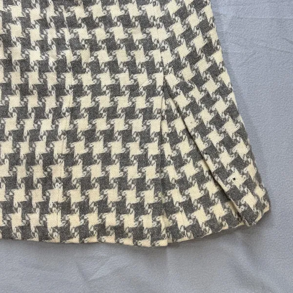 Vintage Houndstooth Skirt Women 26 Wool Grey Ivory Fairmont Sportswear Academic - Image 6
