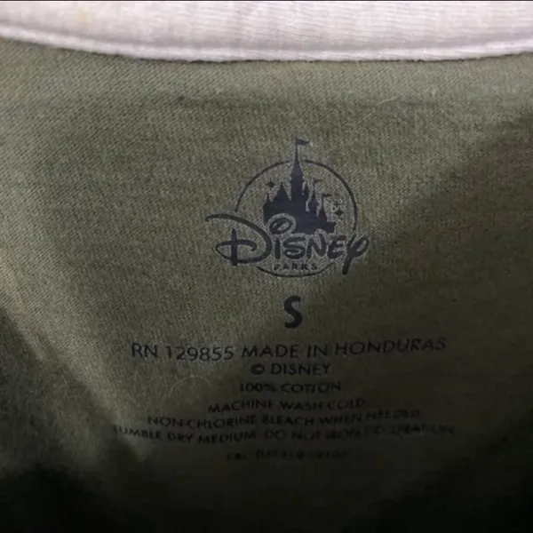 Disney parks rainbow retro jersey t-shirt S - Image 4