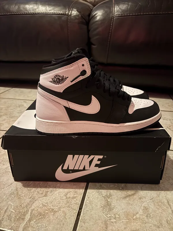 Nike Jordan 1 High top black/white - Image 4