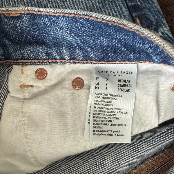American Eagle Jeans - Image 4