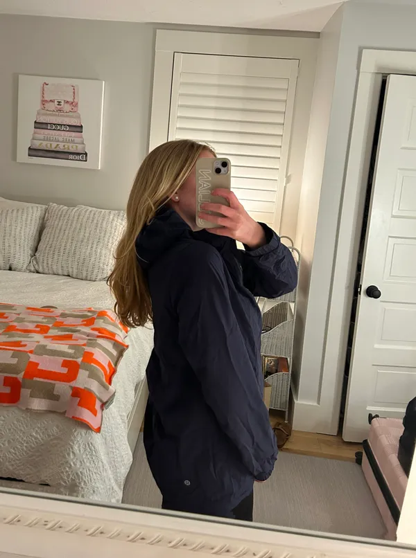 Lululemon Women’s Navy Blue  Jacket Size 8 - Image 5