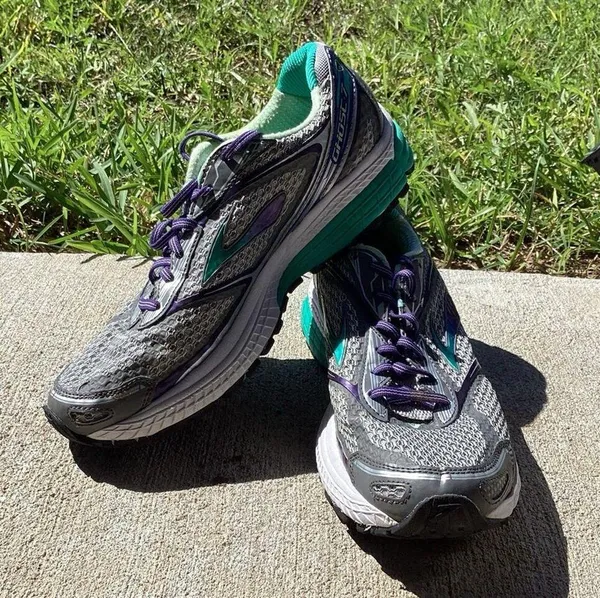 Brooks Women's Ghost 7 Athletic Shoes Gray/ Turquoise 1201611B953 - Image 2