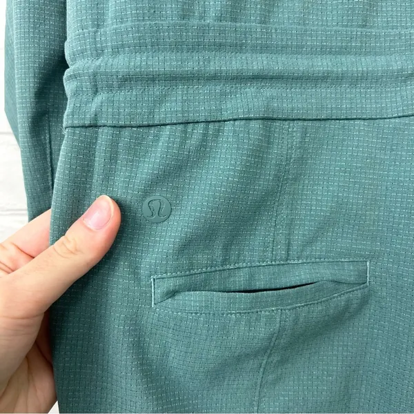 Lululemon Ventlight Zippered Jumpsuit in Tidewater Teal Size 2 - Image 15