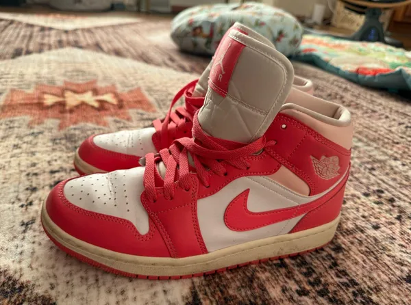 Nike Shoes - Image 8