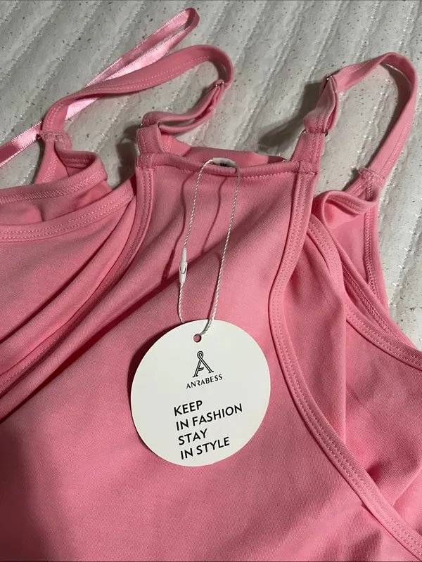 Pink Sleeveless Tank Top with Front Pockets Size M - Image 3