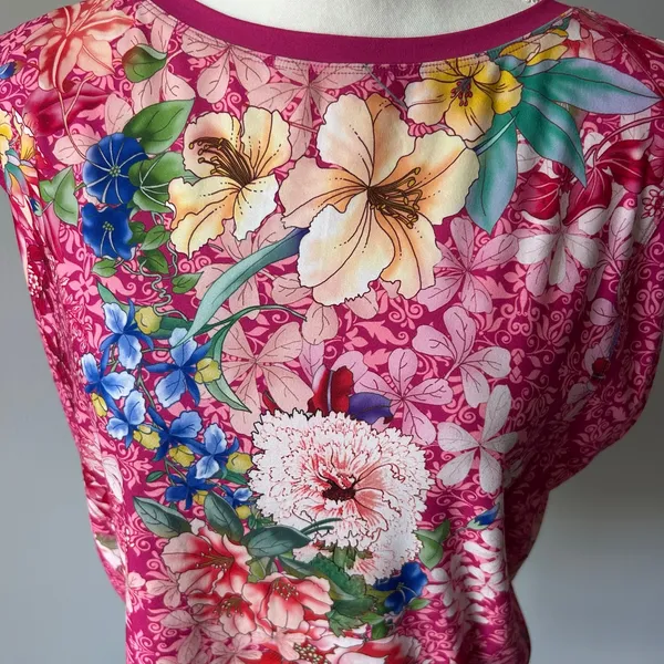 Johnny Was Active Pink Floral Bee Printed Workout Activewear Tank Top Size S - Image 3