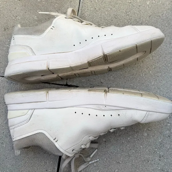 On Womens Running On Cloud The‎ Roger Advantage Sneakers White SZ 9.5M - Image 4