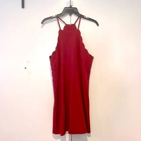 Lulu’s Endlessly Endearing scalloped halter dress in Wine - Image 3