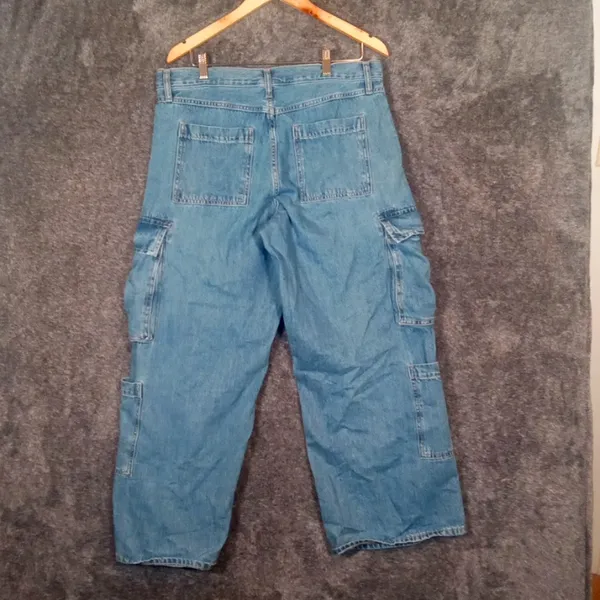 Old Navy Mid Rise Baggy Cargo Wide Leg Barrel Womens Size 12 - Image 4