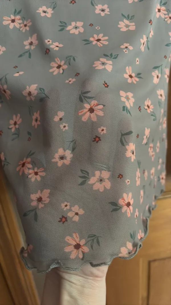 Sheer floral top Gray - Image 2