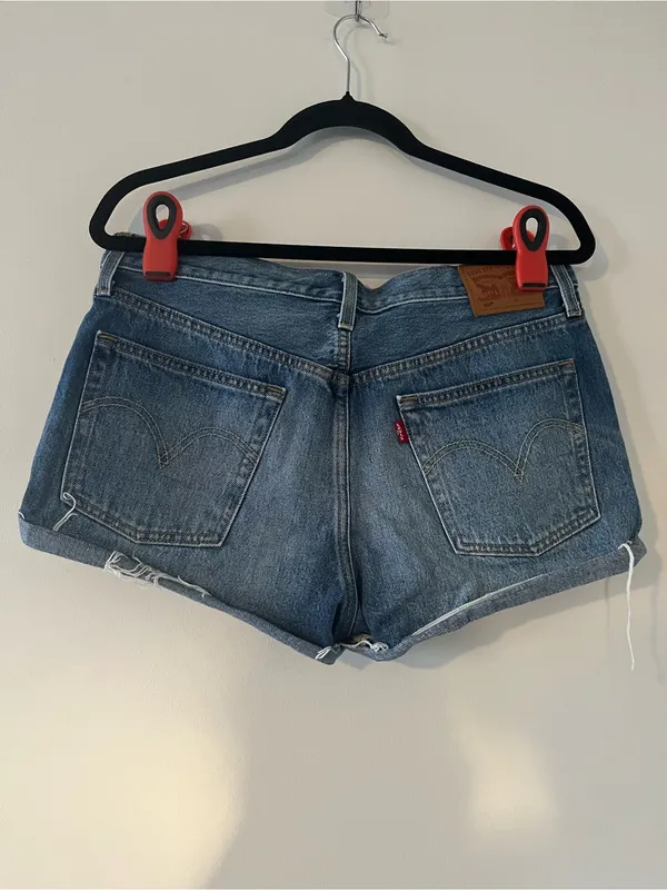 Levi's 501 Womens Denim Cutoff Shorts 31 Button Fly Medium Wash Western - Image 4