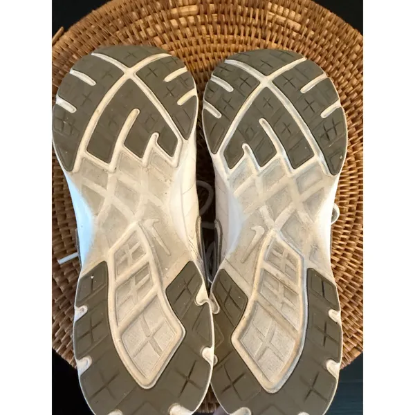 Nike Core‎ Motion TR Womens Training Shoes White Metallic Silver Sneakers - Image 11