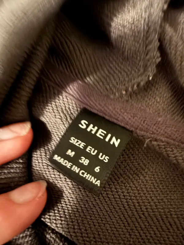 Shein pink star hoodie - Image 2