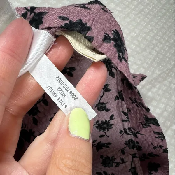 Madewell Purple‎ Black Floral Seesucker Peasant Top - Image 8