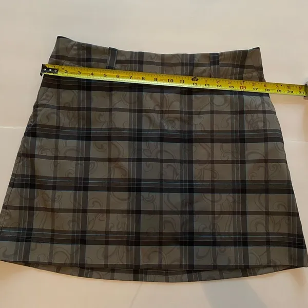 Nike Dri-Fit Plaid Skort Size 10 - Image 7