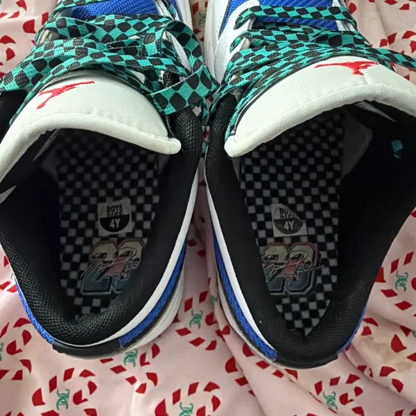 Air Jordan White and blue 1 lows - Image 2