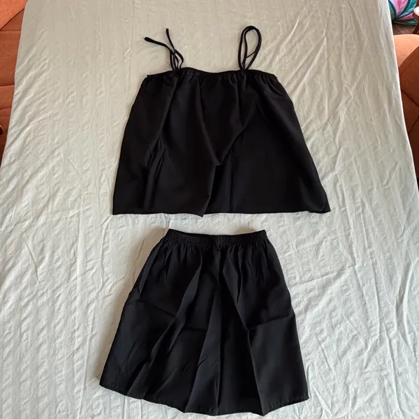 Women's Two Piece Spaghetti Strap and Shorts Pajamas Size M #260263 - Image 2