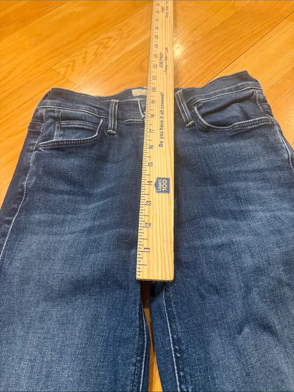 Mother The runaway fray precious heirloom distressed skinny flare jeans size 24. - Image 3