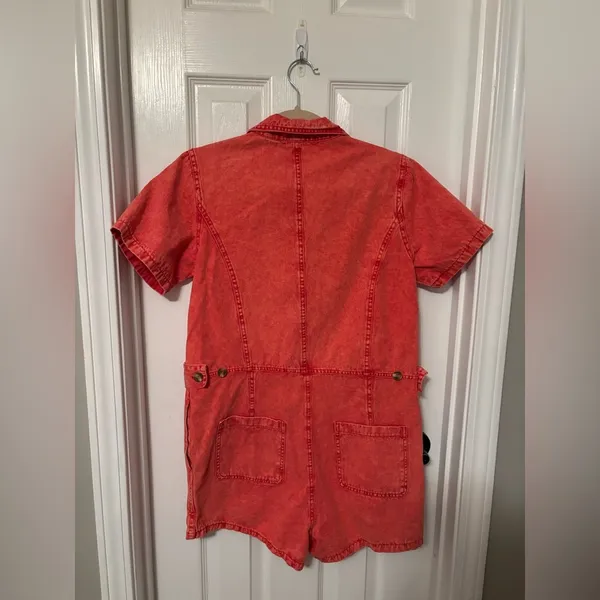 Women's Casual Distressed Zip Short Sleeve Denim Romper size small - Image 3