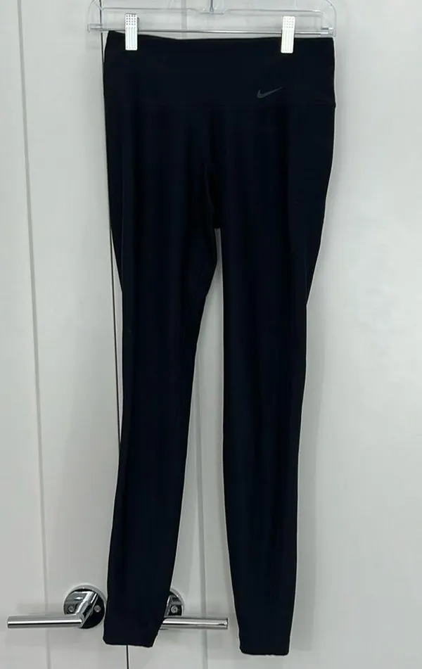 Nike XS Black Dri-Fit Ankle Leggings with Waist Key Pocket - Image 2