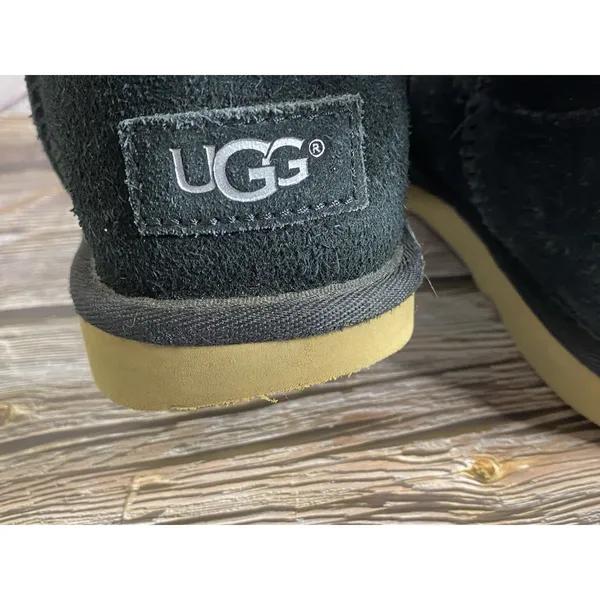 UGG Bailey Bow II 1100492K Black Suede Slip On Winter Boots Big Girls US 6/W7 - Image 5