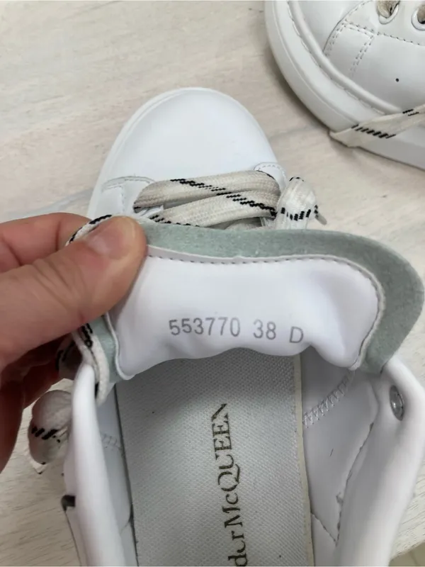 Alexander McQueen White Leather Sneakers with Black Trim - Image 7