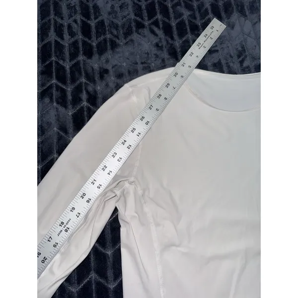 Lululemon Women's White Look Ahead Run Long Sleeve Size 6 - Image 7