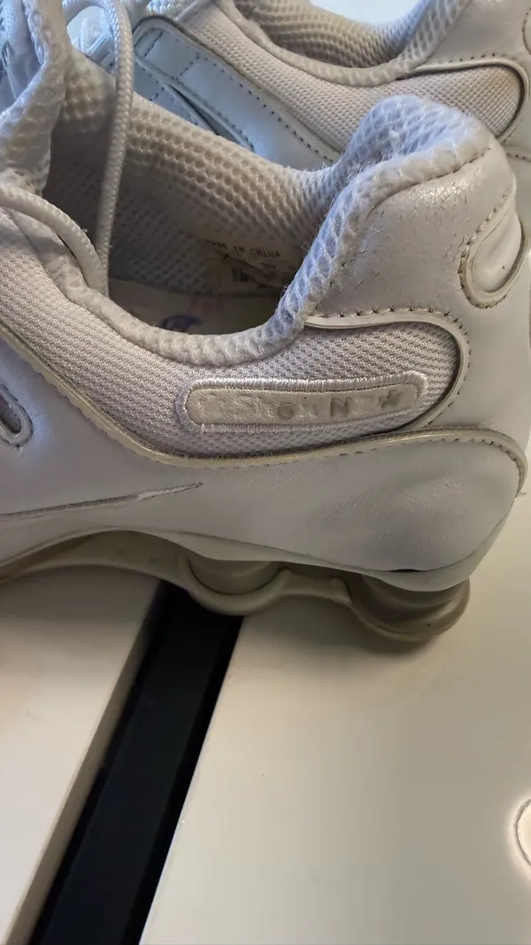 Vintage Nike Shox NZ "White Metallic Silver" - Y2K Aesthetic - Women's Size 9 / EUR 40.5 - Image 10