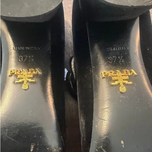 Prada Black Velvet Mary Jane Block Heel Pumps Size 37.5/ 7.5 - Image 9