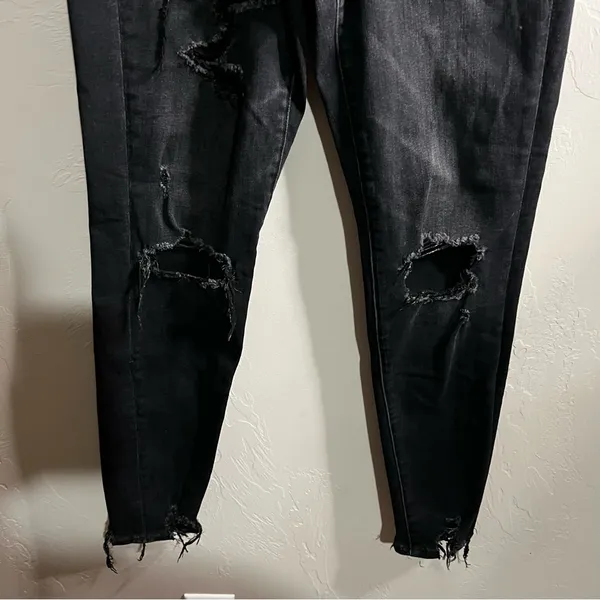 American Eagle Black The Dream Curvy Super Hi Rise‎ Distressed Denim Jeans - Image 4