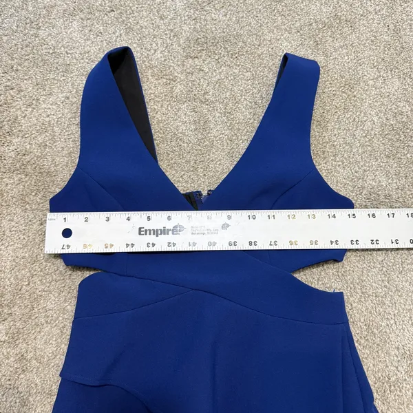 BCBGMaxAzria 02 Riya cutout peplum v neck cocktail dress D2 3586 - Image 3