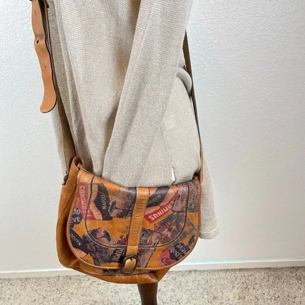 Patricia Nash Vintage‎ Patch leather saddle bag Nepali Coast Hawaii suede inside - Image 10