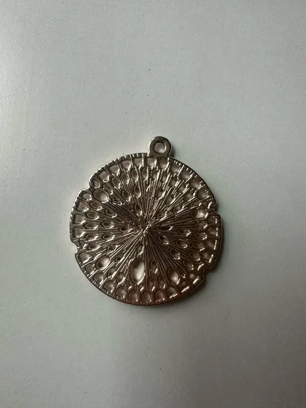 Gold Costume Sand Dollar Pendant #jewelry #costumegold #gold - Image 2