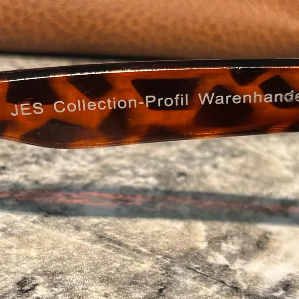 Tortoise Shell Sunglasses Brown - Image 5