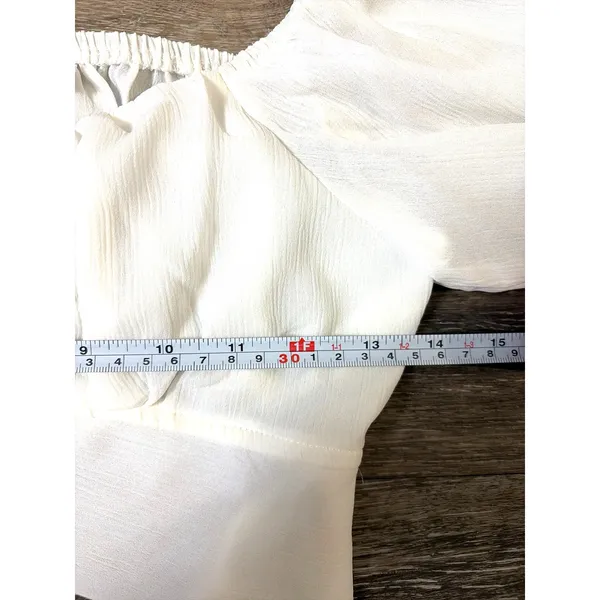 Petal & Pup Dimitri White Off Shoulder Crop Top Size 8 Puff Sleeve - Image 5