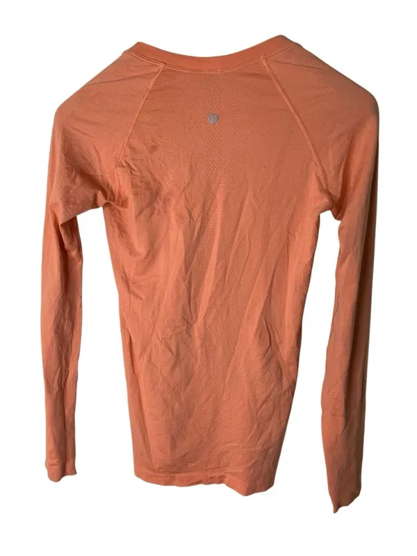 Lululemon Swiftly long sleeve shirt women's size medium - Image 2
