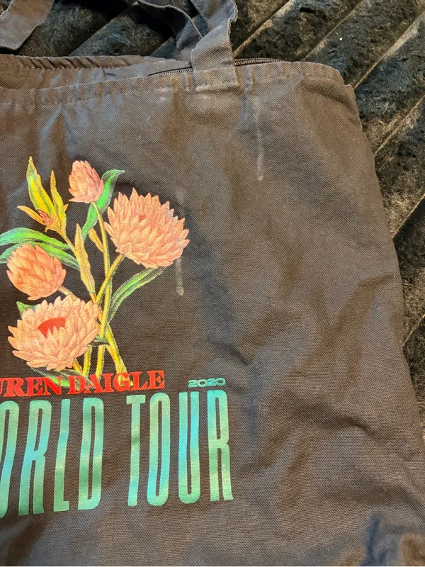 Lauren Daigle World Tour Bag Black - Image 4