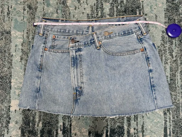 PARKE Crossover Denim Mini Skirt sz Large - Image 6