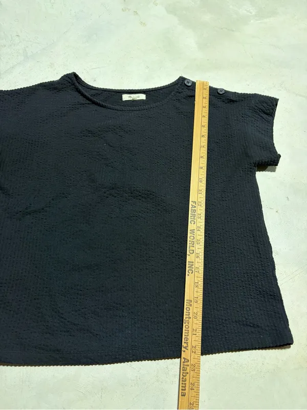 Madewell Black Textured Short Sleeve Top Shoulder Buttons medium - Image 3