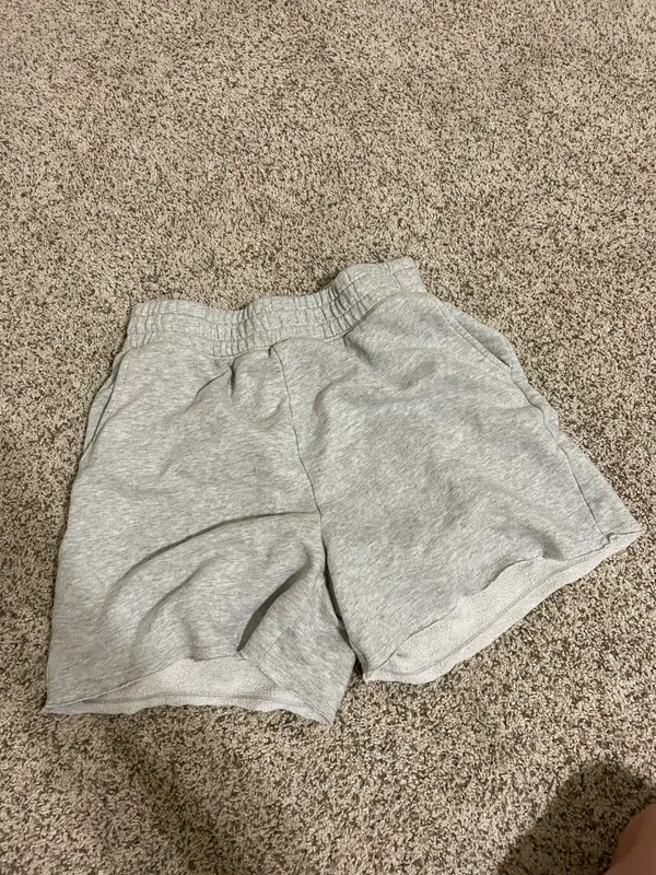 American Eagle Boyfriend Shorts - Image 2