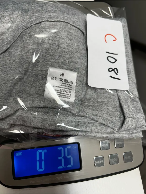 Gray 'We the People' 1776 Graphic Tee Size M - Image 6