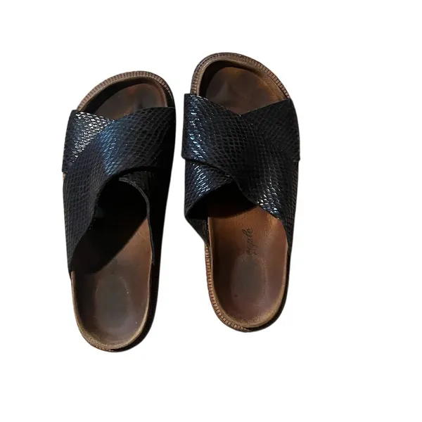 Free People Women's Black Snake Print Slide Sandals Size 8 - Image 4