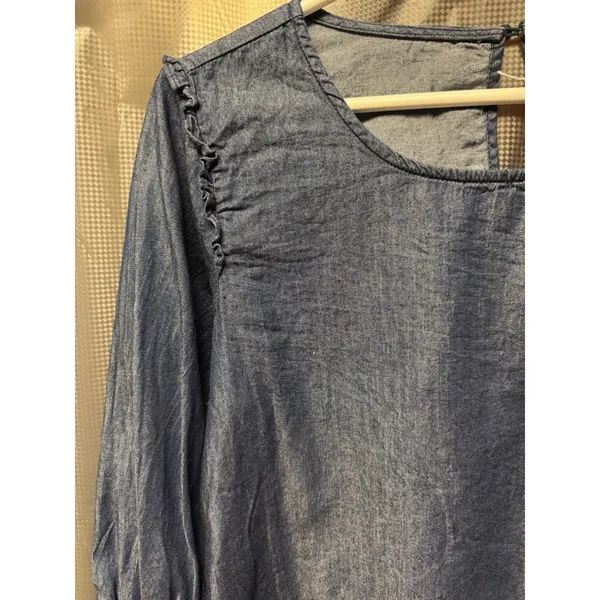 C Women's Blue Solid Denim Blouse M Round Neck Long Puff Sleeve Smocked Cuff New - Image 3