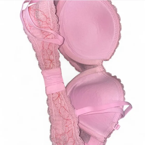 Xhilaration 34B Lace Bra - Image 6