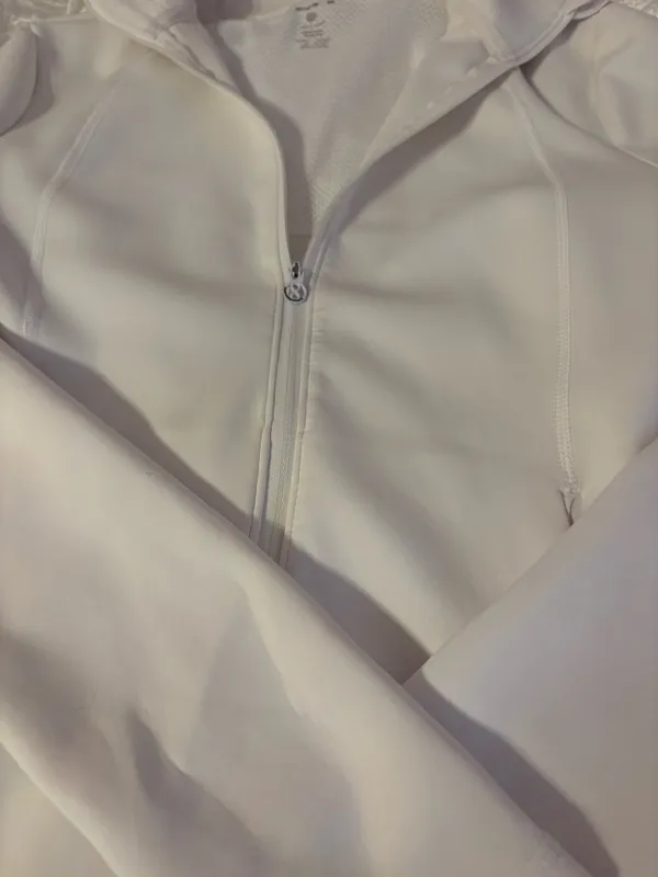 White Zip - Image 2