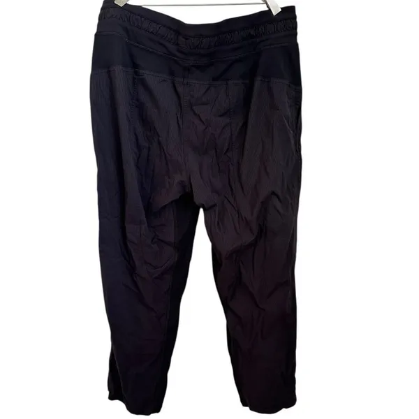 Lululemon Dance Studio Mid-Rise Crop 25" Black 10 - Image 3